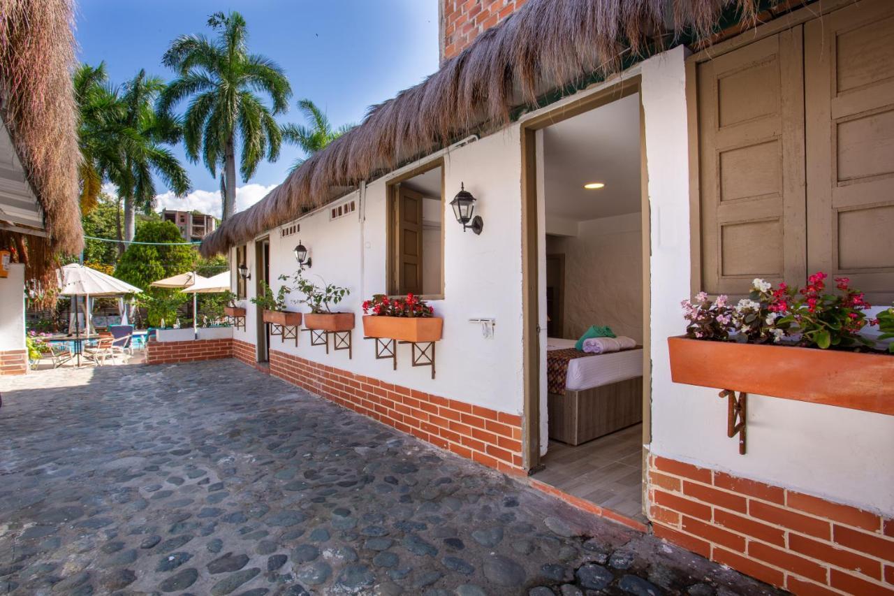 Hotel Entre Palmas Casa